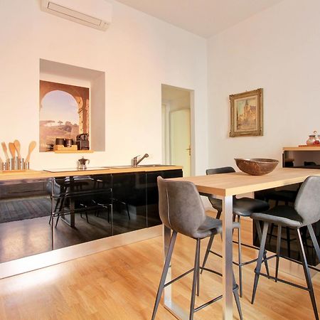 Giove In Trevi Apartment โรม ภายนอก รูปภาพ